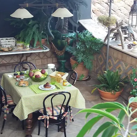 Bed & Breakfast La Petite Maison Catania